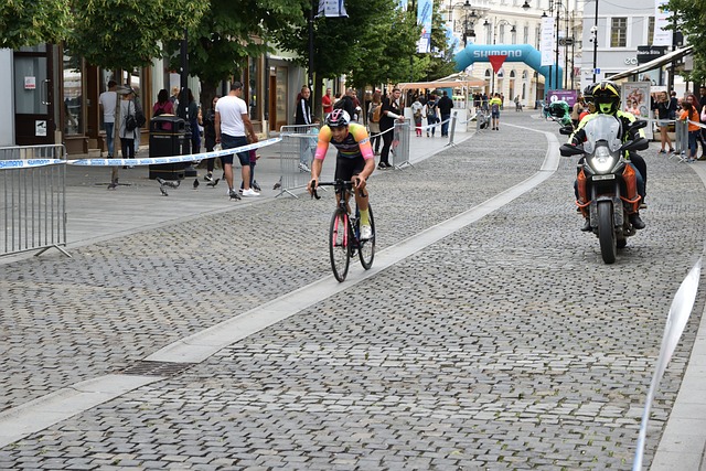 立奇功后 立奇功后